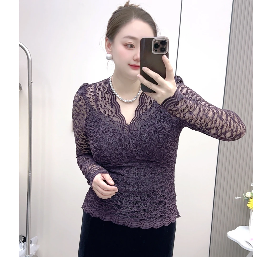 性感透肉蕾丝V领打底衫长袖时尚洋气妩媚蕾丝打底大码女N