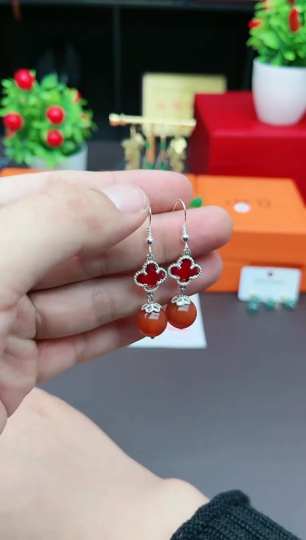 【闪购商品】南红玛瑙耳饰银S925镶嵌701000