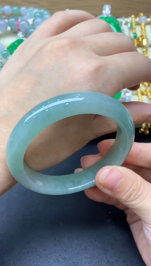 翡翠手镯未镶嵌647-中国好珍宝