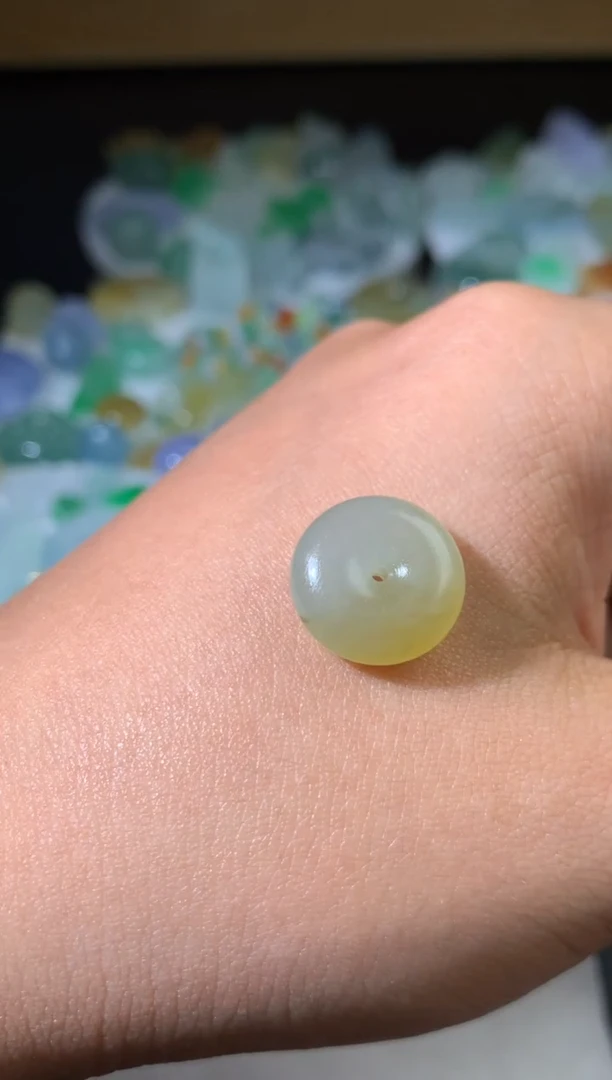 未镶嵌定制翡翠毛货