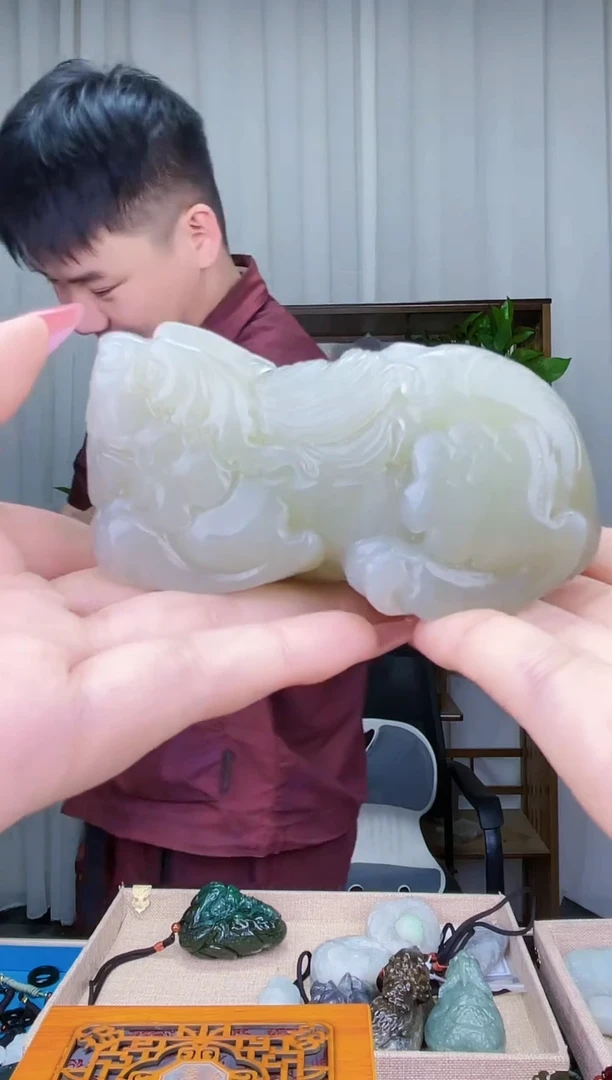 和田玉未镶嵌挂件拍一发一，多样性发货！