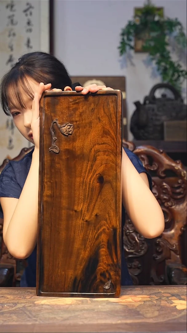 金丝楠【81】小叶金丝楠精品花纹一木整雕茶盘