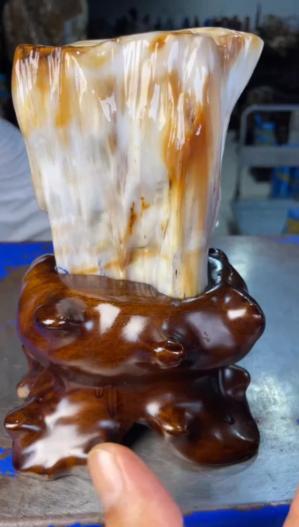 未镶嵌摆件硅化玉2