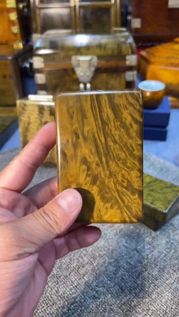 阴沉木金丝楠木烟盒