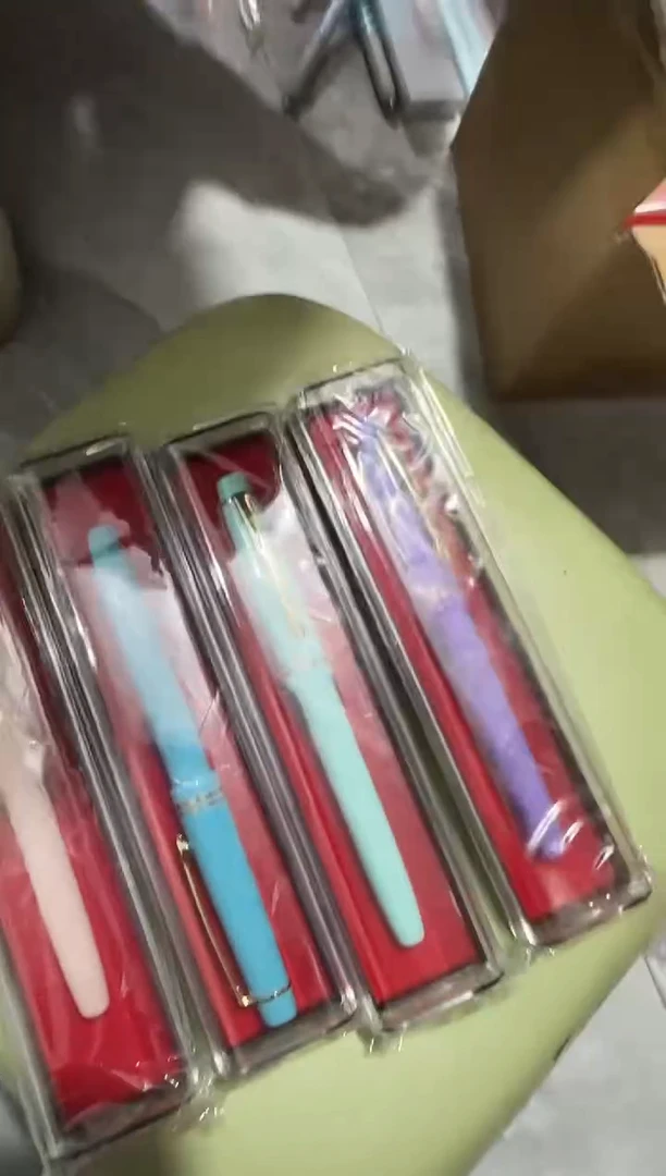 贝发-彩色钢笔杆4支