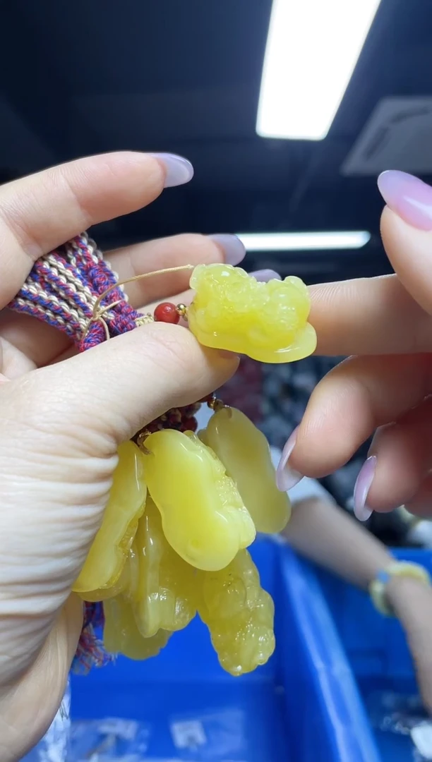 未镶嵌蜜蜡裸石（多样性发一件）