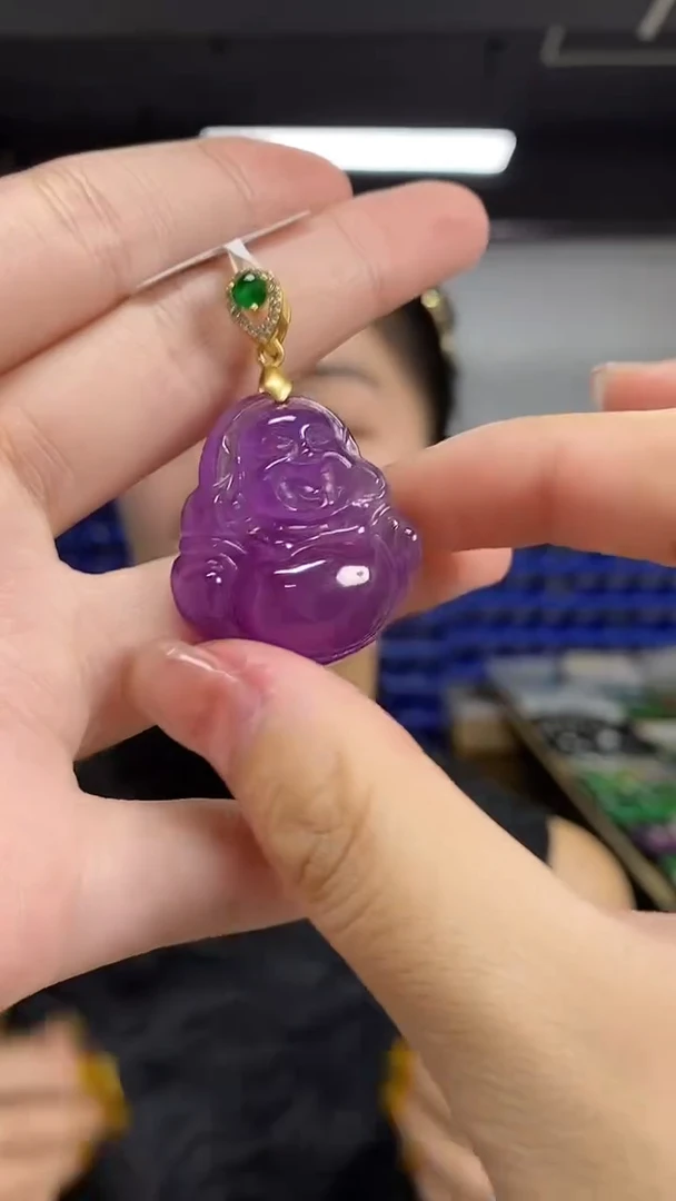 颈饰未镶嵌翡翠多样性发其一颜色微差