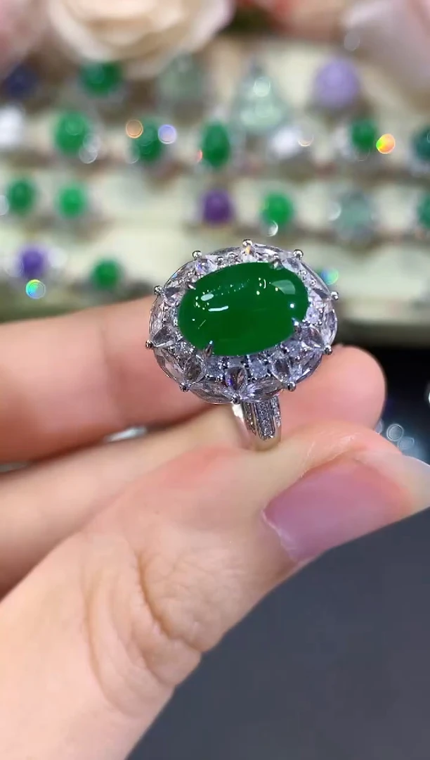 18K金镶嵌戒指翡翠B283