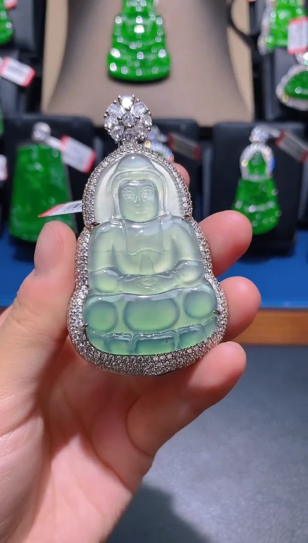 【闪购商品】翡翠颈饰未镶嵌天然A货翡翠r09
