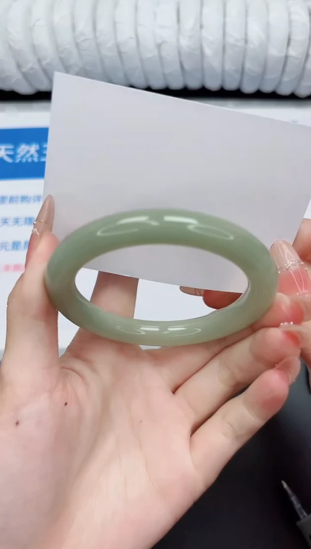 未镶嵌手镯石英质玉94-57.DY