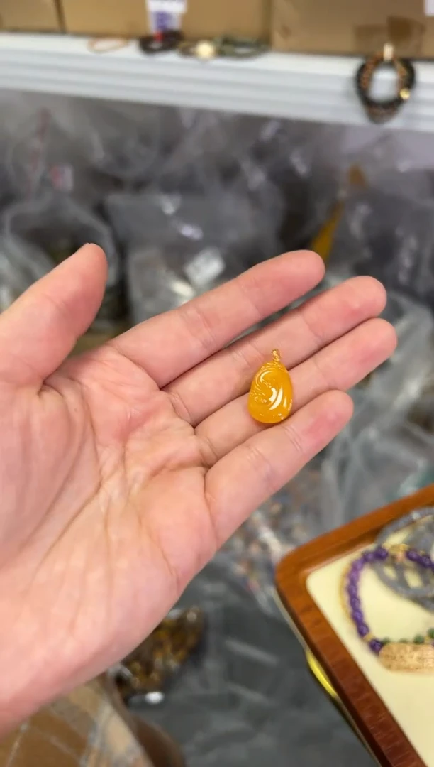 【闪购商品】蜜蜡项链18K金镶嵌18K金蜜蜡如意吊坠[278]