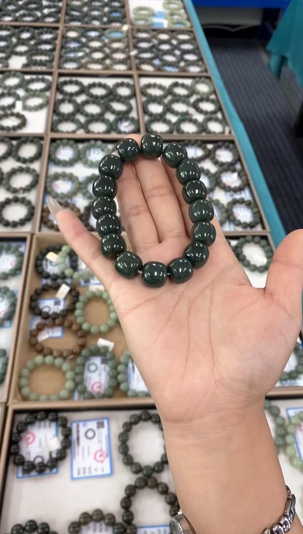 和田玉未镶嵌珠宝奇石纯天然新疆和田玉卡14LXZ14