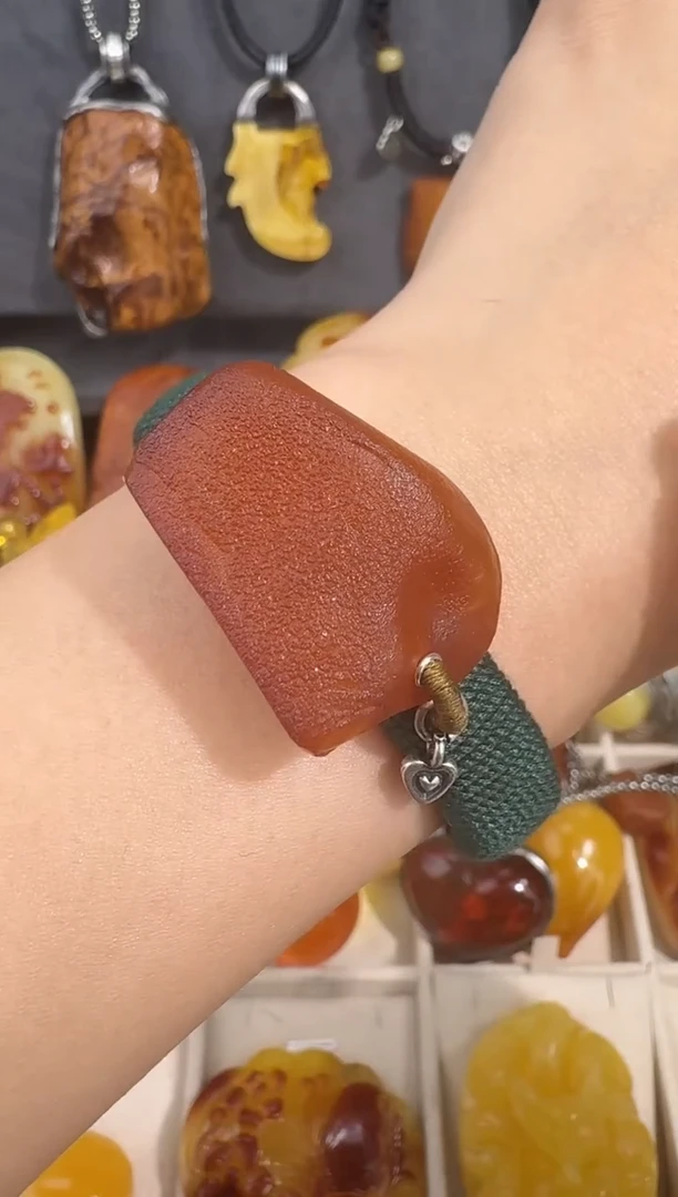 裸石琥珀未镶嵌琥珀