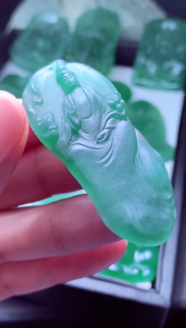 未镶嵌定制翡翠富*天然翡翠A货吊坠 官方基地发货