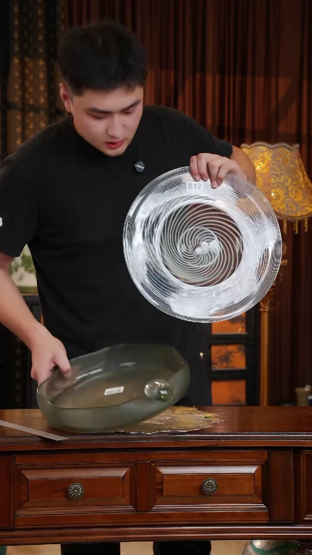 琉璃琉璃B12.。.。。