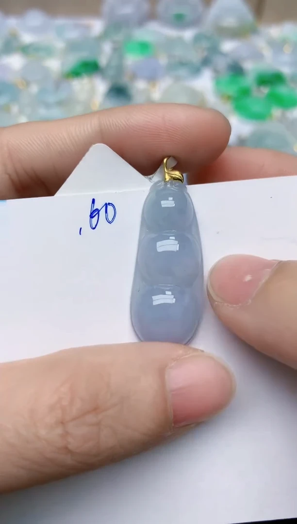 【闪购商品】翡翠颈饰18K金镶嵌60天然翡翠A货