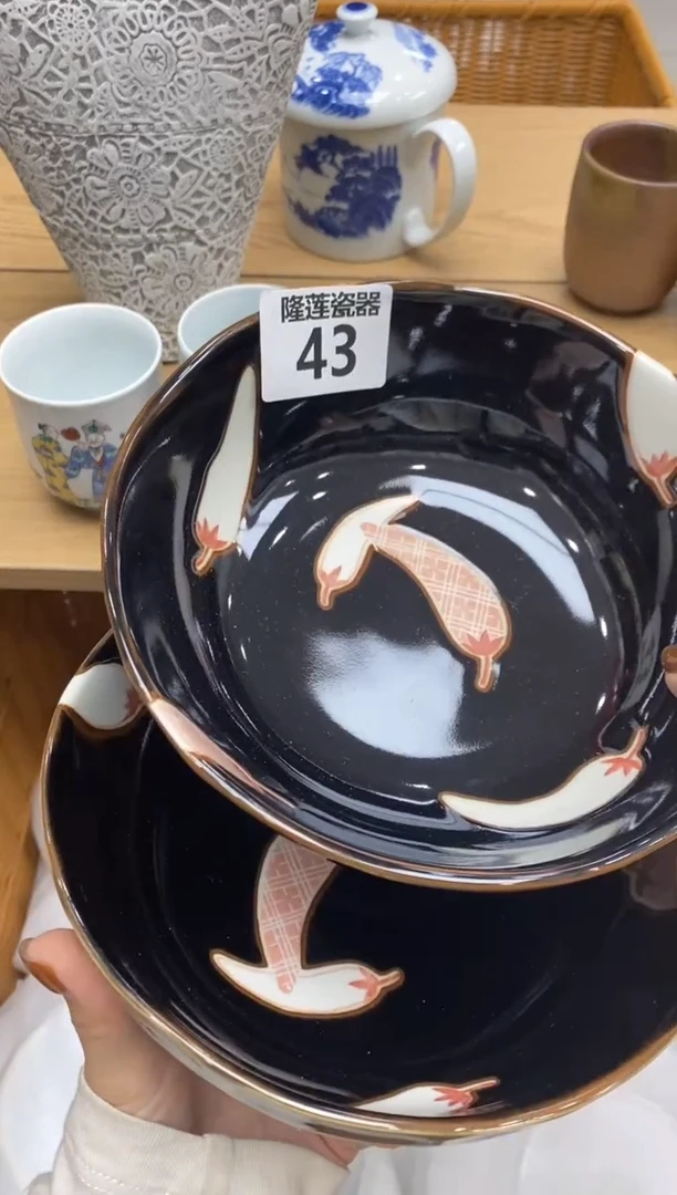 瓷片生****花隆莲瓷器欢迎大家