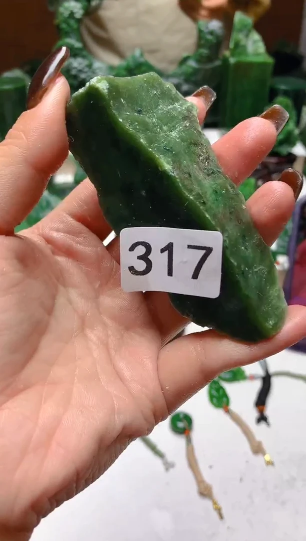 未镶嵌和田玉把件1