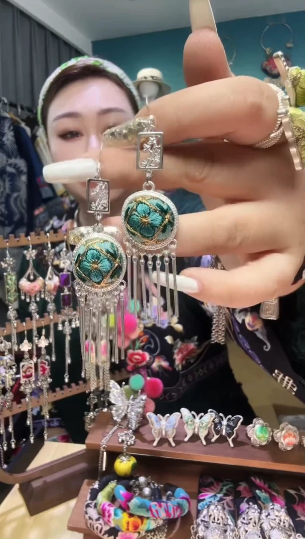 刺绣纯手工民族风刺绣耳环