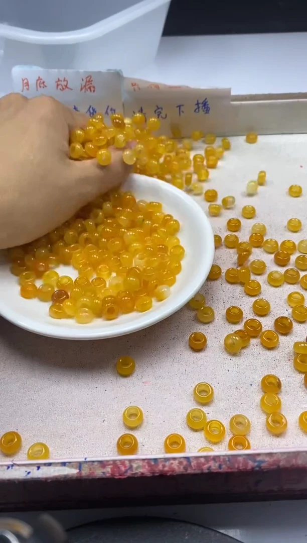 【闪购商品】玛瑙/玉髓颈饰未镶嵌w2462鸡油黄甜甜圈8mm*15颗