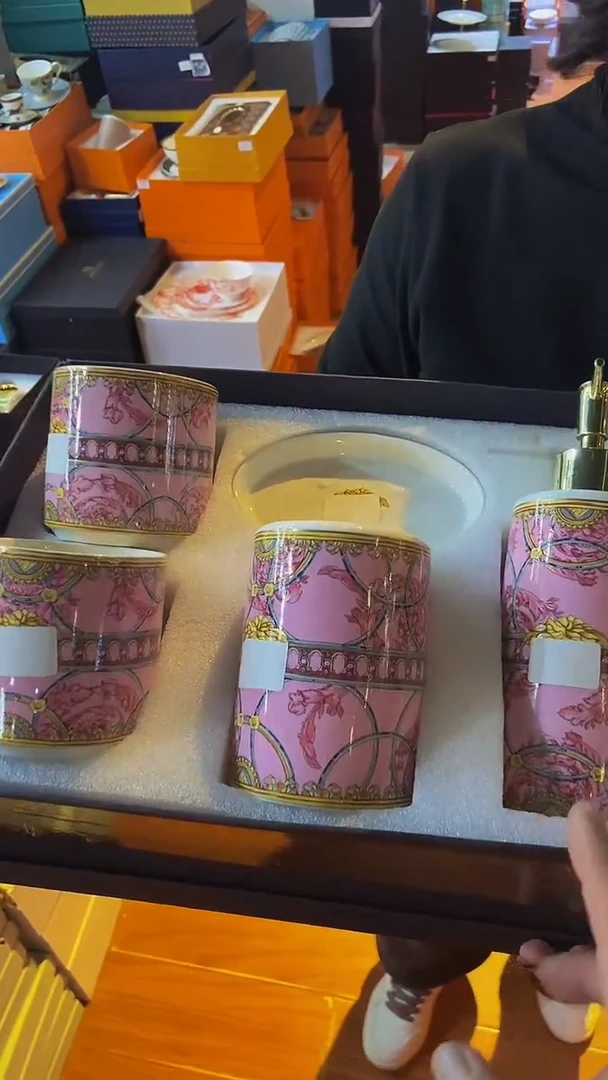 【闪购商品】鸿辉家品牌瓷器，京东包邮！