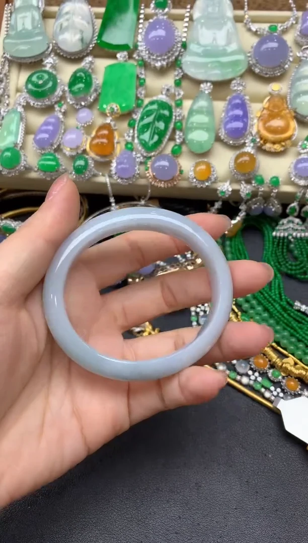 【闪购商品】翡翠手镯未镶嵌241中国好珍宝