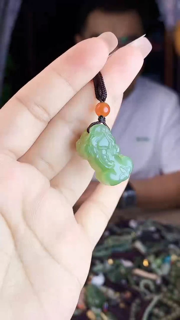 未镶嵌和田玉挂件多样性发货拍一发一