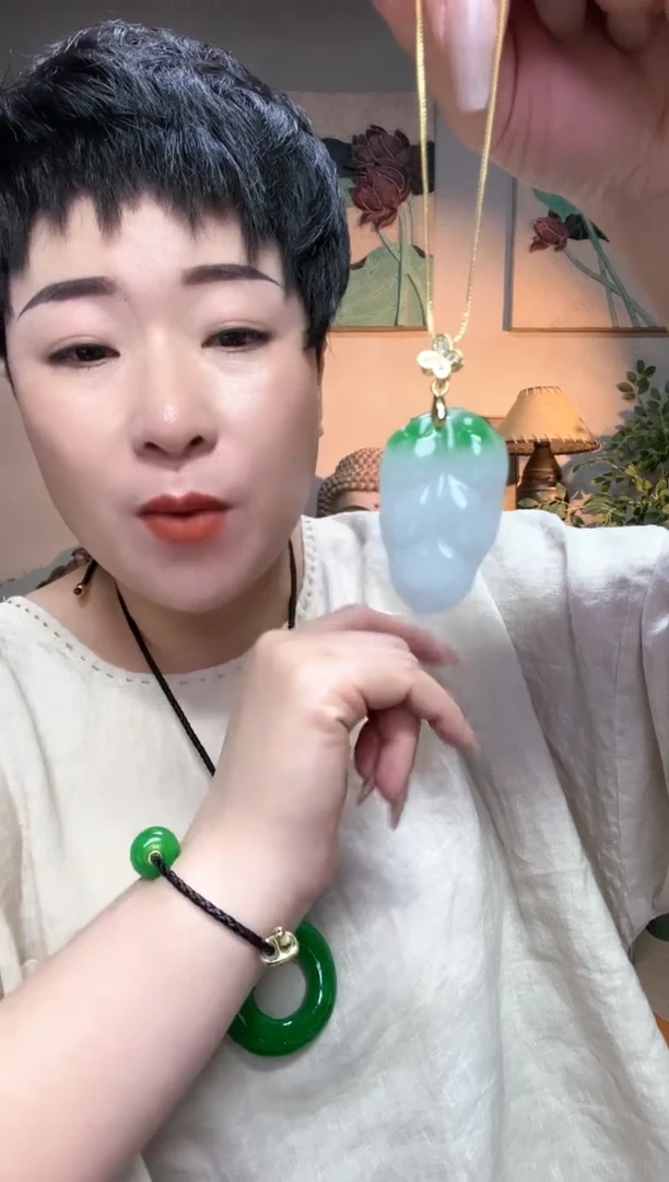吊坠(赠链)合金翡翠696