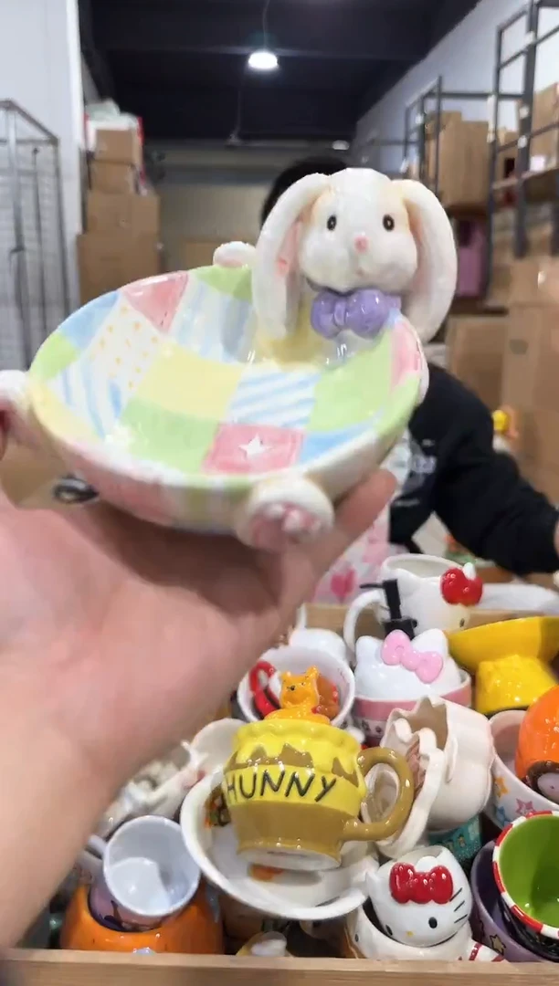 瓷片绿色原盒兔子碗