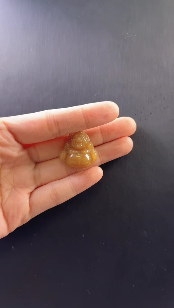 颈饰未镶嵌和田玉吊坠