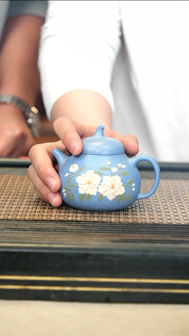 LJY63《花语·茄瓜》海蓝宝