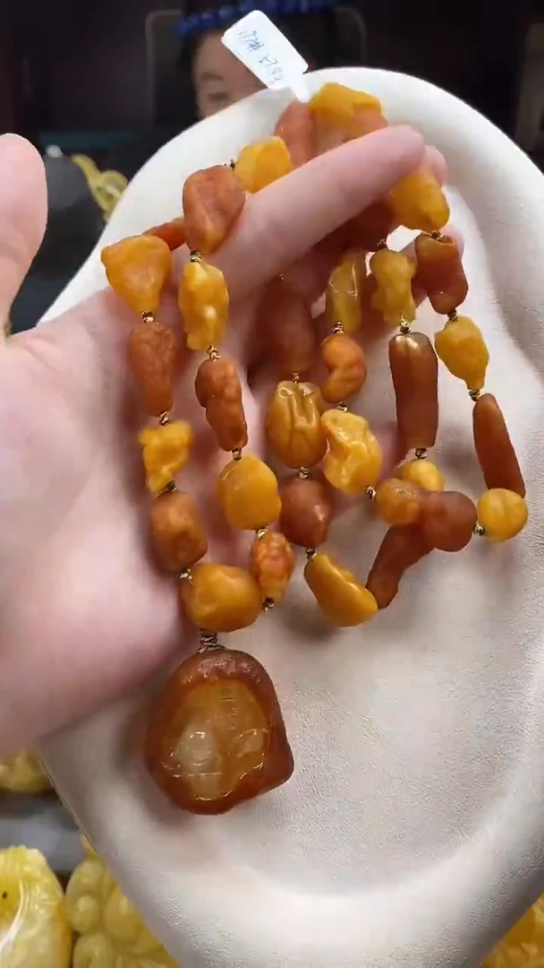 琥珀颈饰未镶嵌项链
