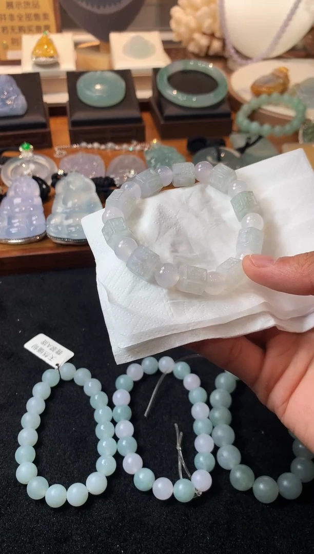 未镶嵌定制翡翠?****?  5006毛货不退不换