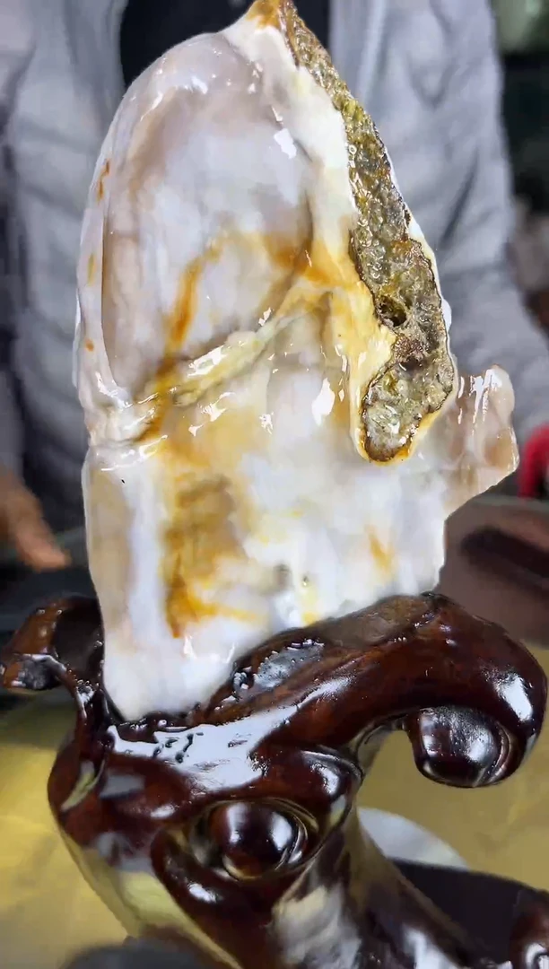 缅甸天然树化玉摆件