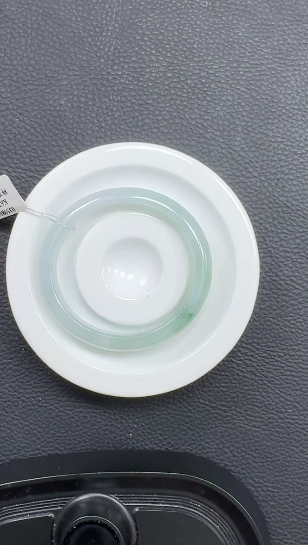 未镶嵌手镯（贵妃镯）翡翠K626-6 手镯