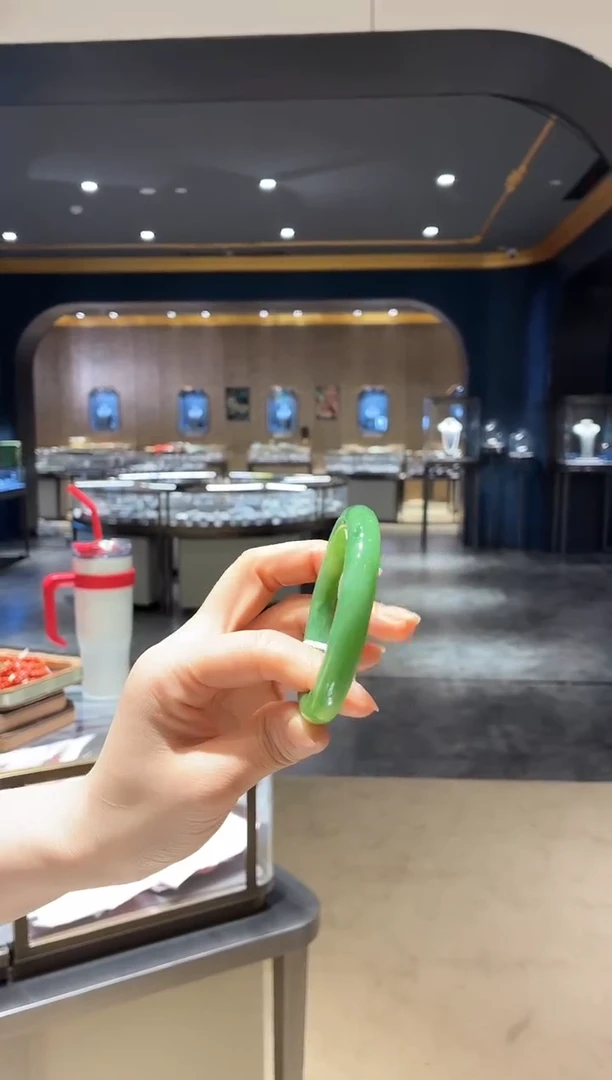 未镶嵌手镯和田玉（碧玉）69【】不退不换圈口54.8