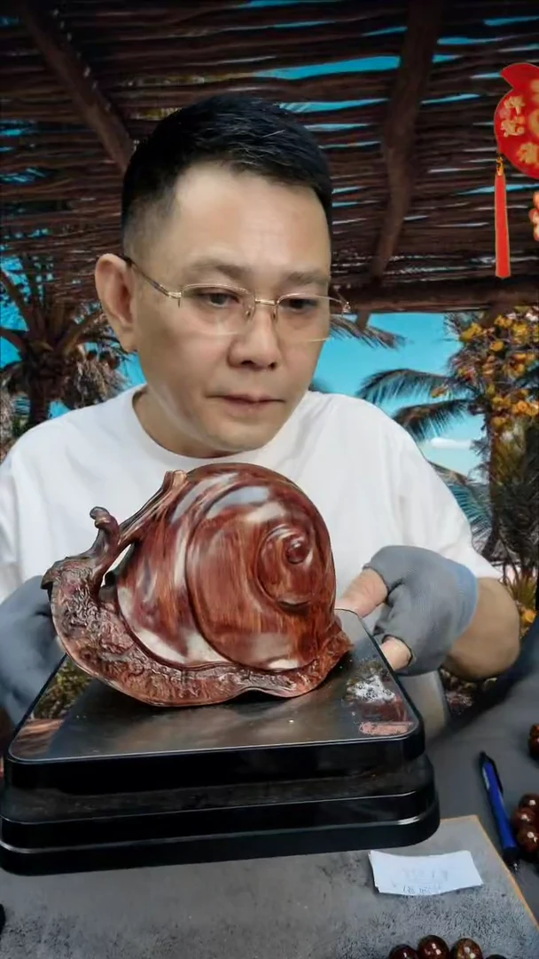 黄花梨/降香黄檀把件大****丘海黄野生紫油梨中性料蜗牛摆件