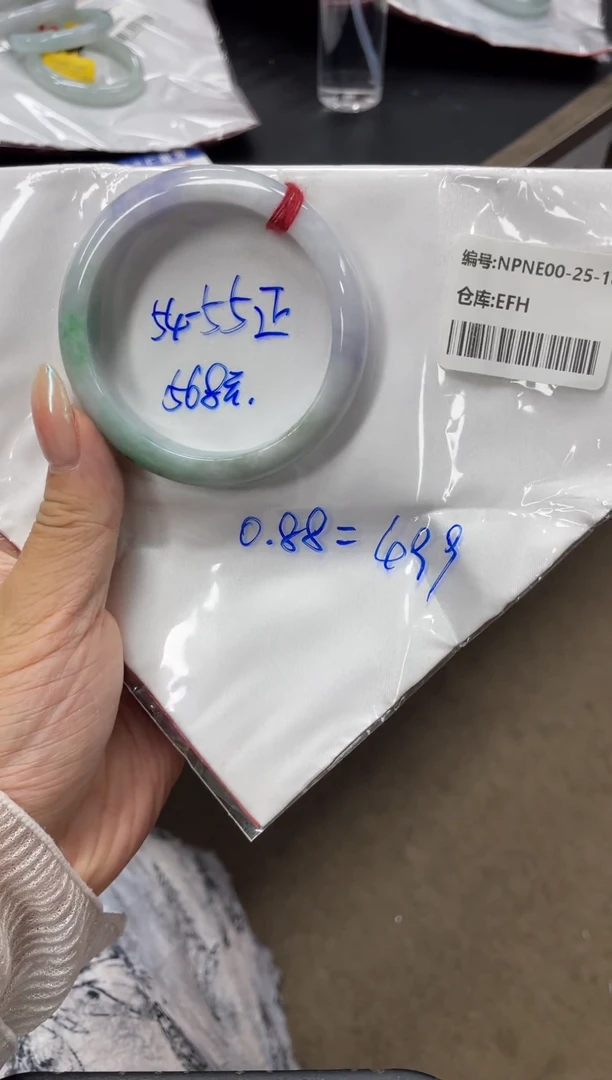 未镶嵌手镯翡翠翡翠手镯