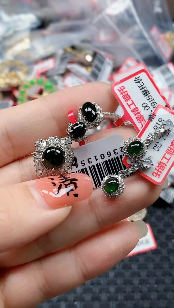 银S925镶嵌戒指翡翠天然A货缅甸翡翠