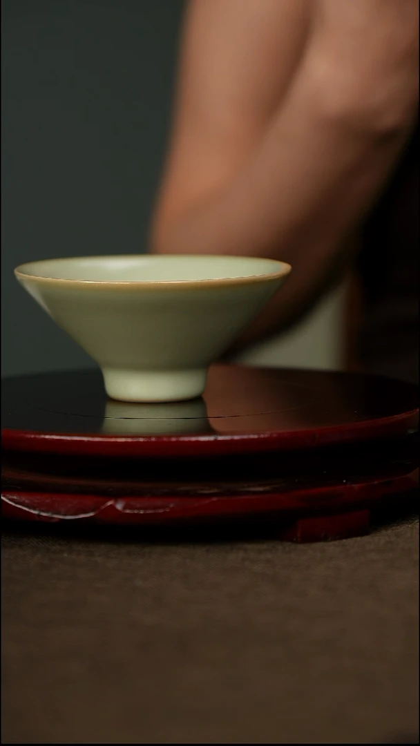 粉青 斗笠栈 带底款