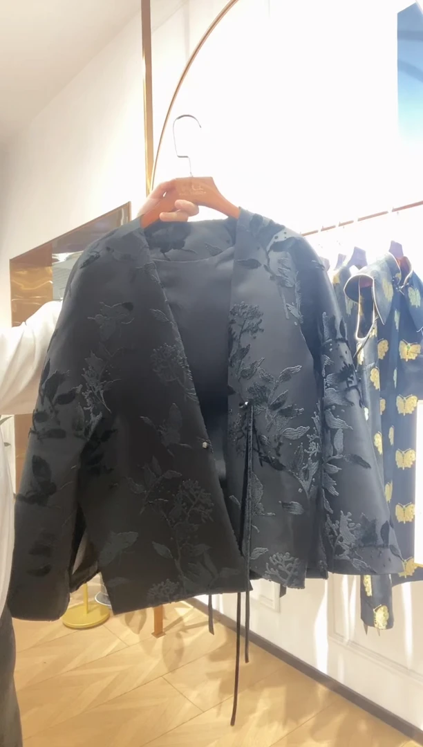 女式漳缎外套 黑色 CY1025206016（L码）