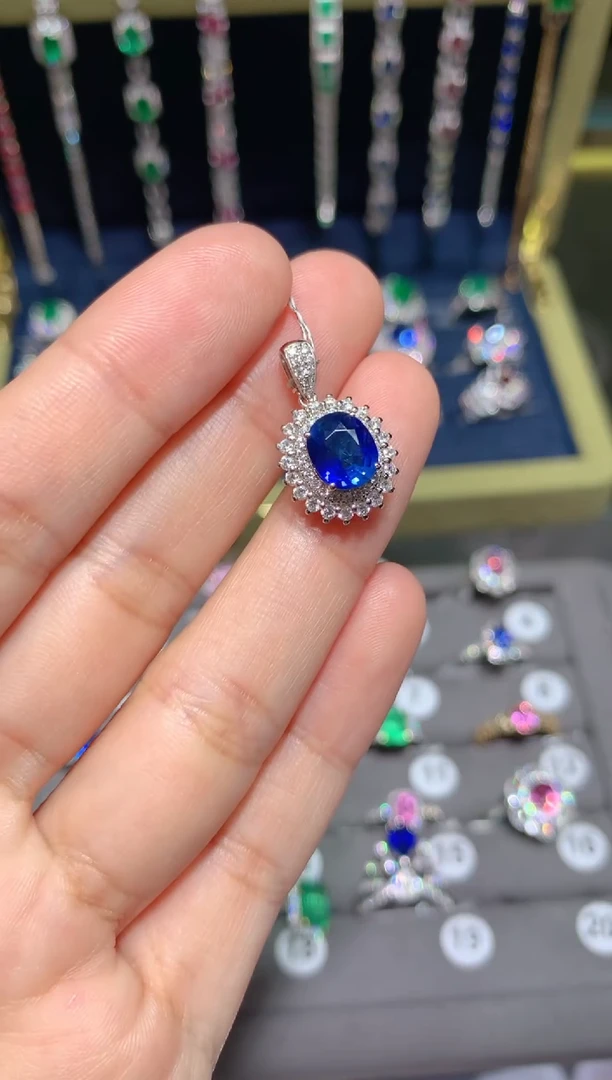 【闪购商品】蓝宝石吊坠(不含链)18K金镶嵌1.5CT