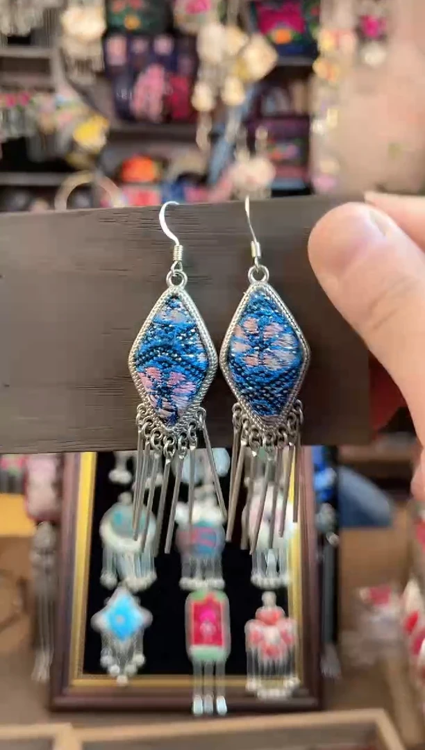 织绣民族风手工非遗老绣饰品606