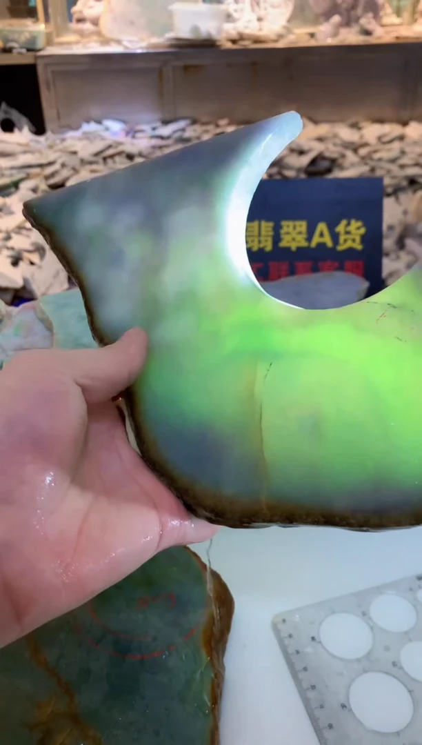 翡翠未镶嵌颈饰0朱0翡翠珠宝 244