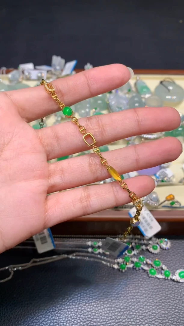 18K金镶嵌手链翡翠1