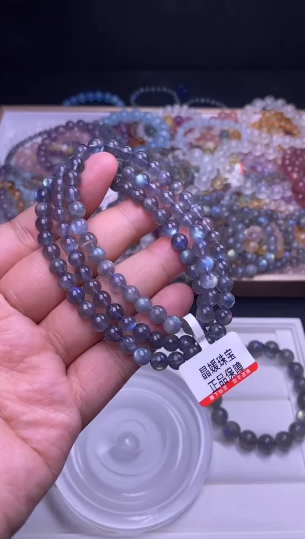 水晶手串未镶嵌6mm灰月光三圈