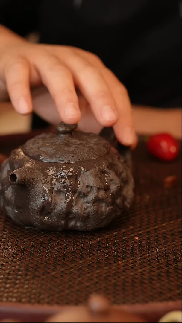 茶壶紫砂原矿手工制作供春 黑泥 250cc