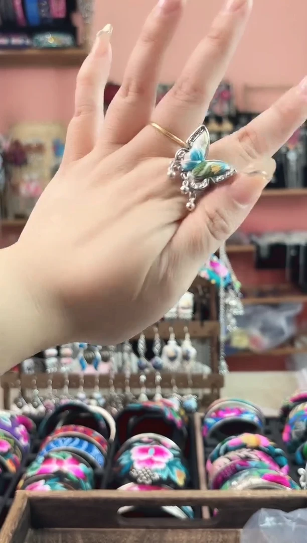 织绣艺枝独绣手工饰品73