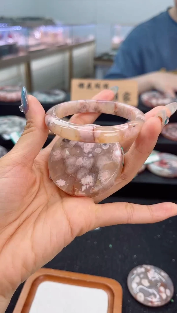 石英质玉手镯未镶嵌54圈口（赠品镯心）3889477