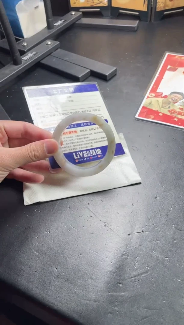 【闪购商品】定制翡翠手镯未镶嵌手镯ZML/DZS